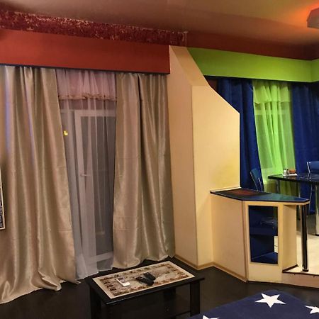 One-Bedroom Apartment On Gagarina ハルキウ エクステリア 写真