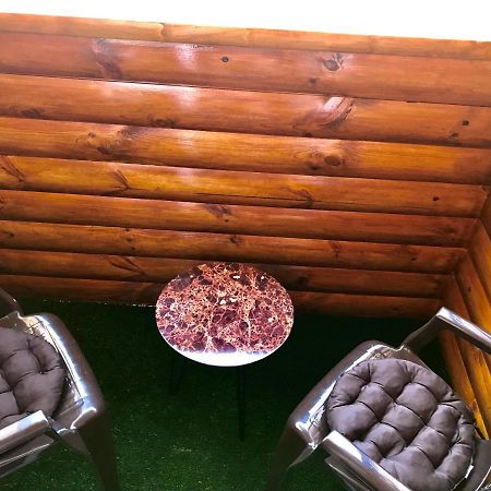 One-Bedroom Apartment On Gagarina ハルキウ エクステリア 写真